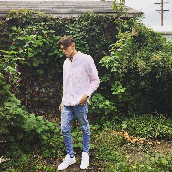 Meet your Posher, Joey - Picture 1 of 1